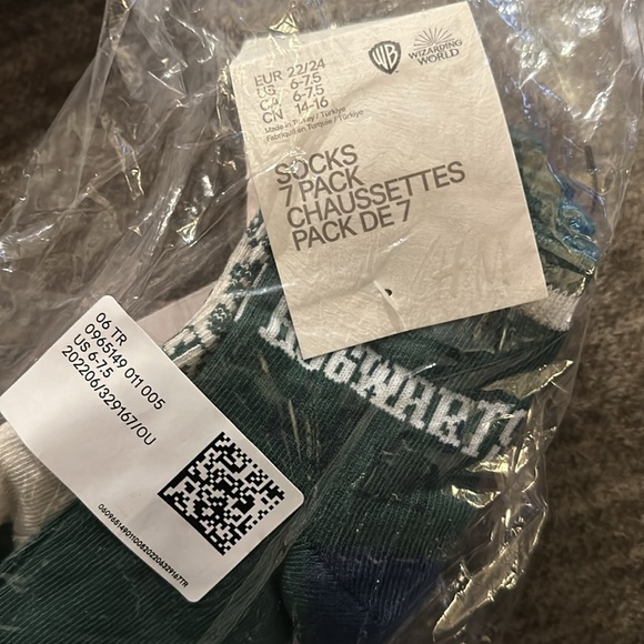 Red/Harry Potter 7 pack of socks - Picture 3 of 3